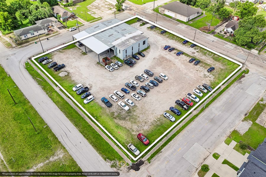 Property photo for 3201 Maury, Houston, TX