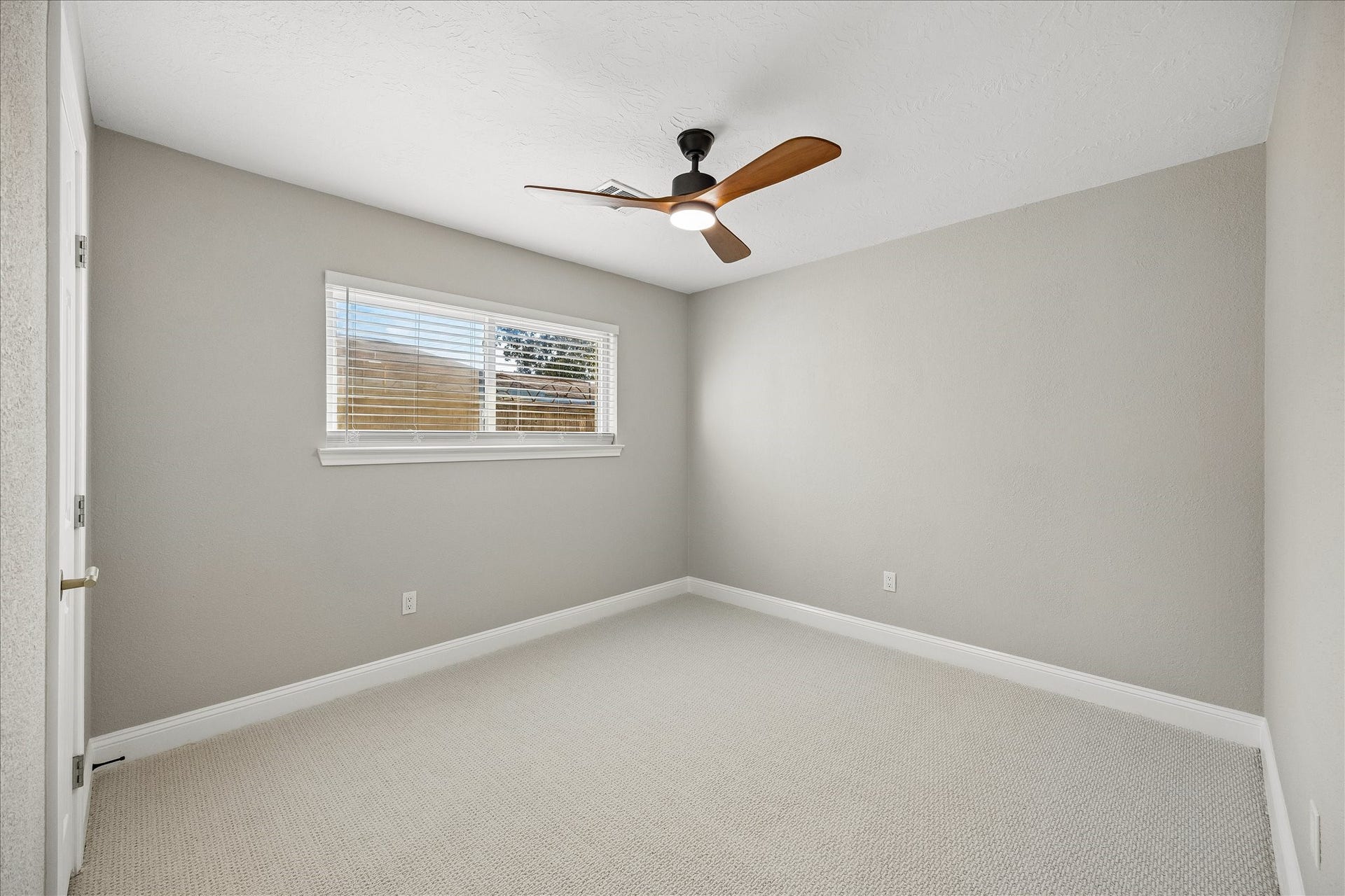 1802 San Sebastian Lane, Houston, TX 77058 1802 San Sebastian Lane, Houston, TX 77058