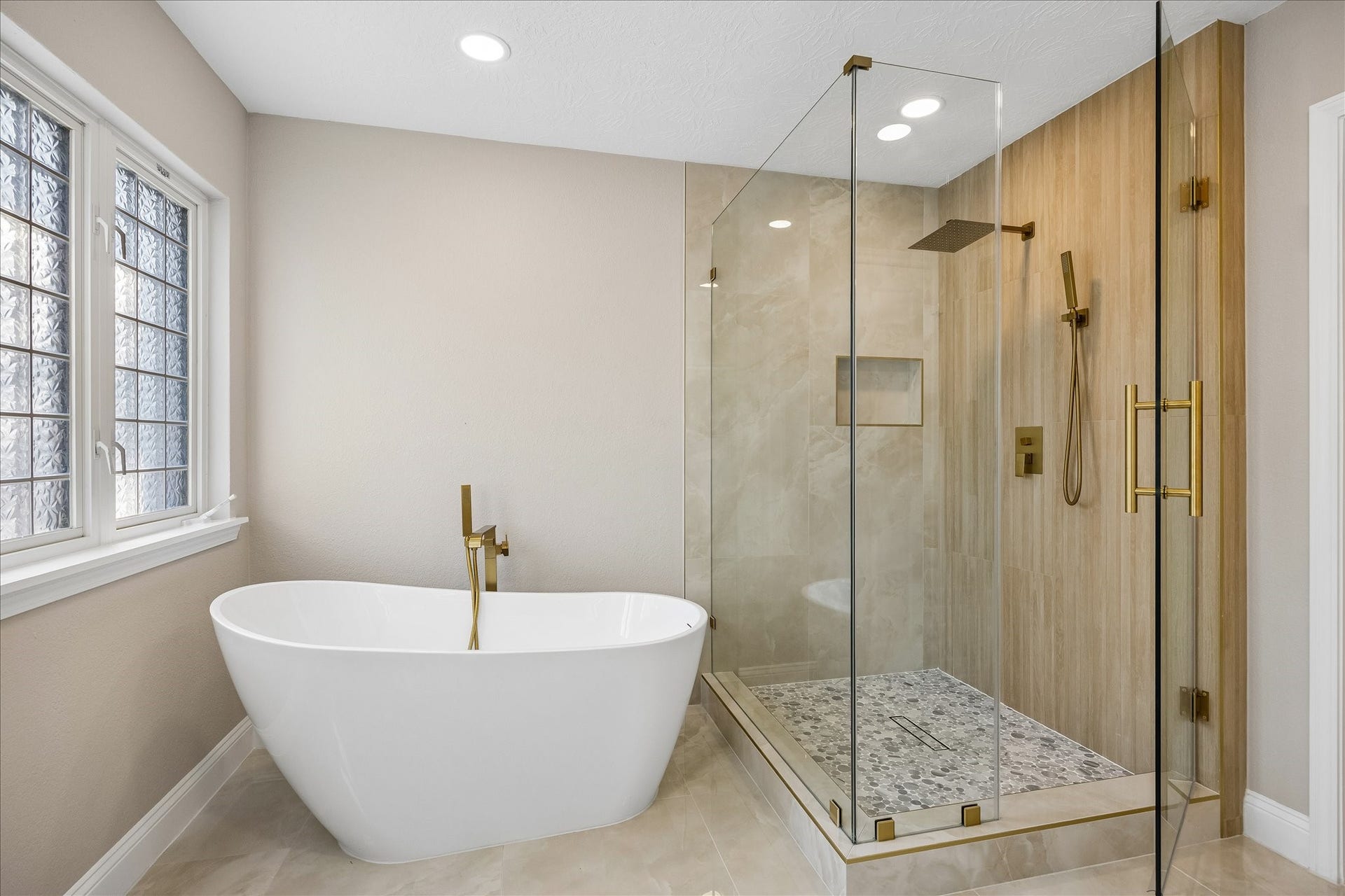 1802 San Sebastian Lane, Houston, TX 77058 1802 San Sebastian Lane, Houston, TX 77058