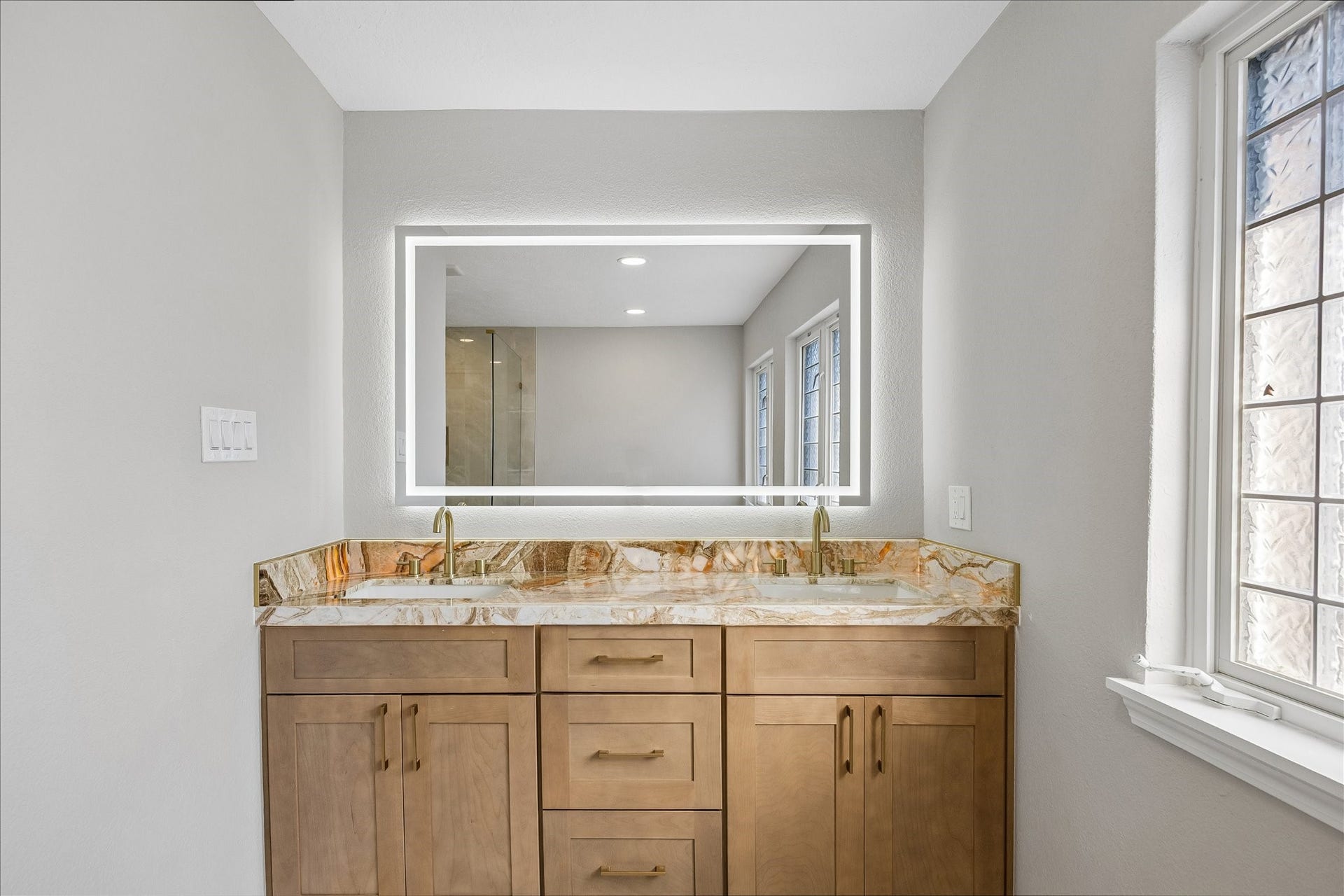 1802 San Sebastian Lane, Houston, TX 77058 1802 San Sebastian Lane, Houston, TX 77058