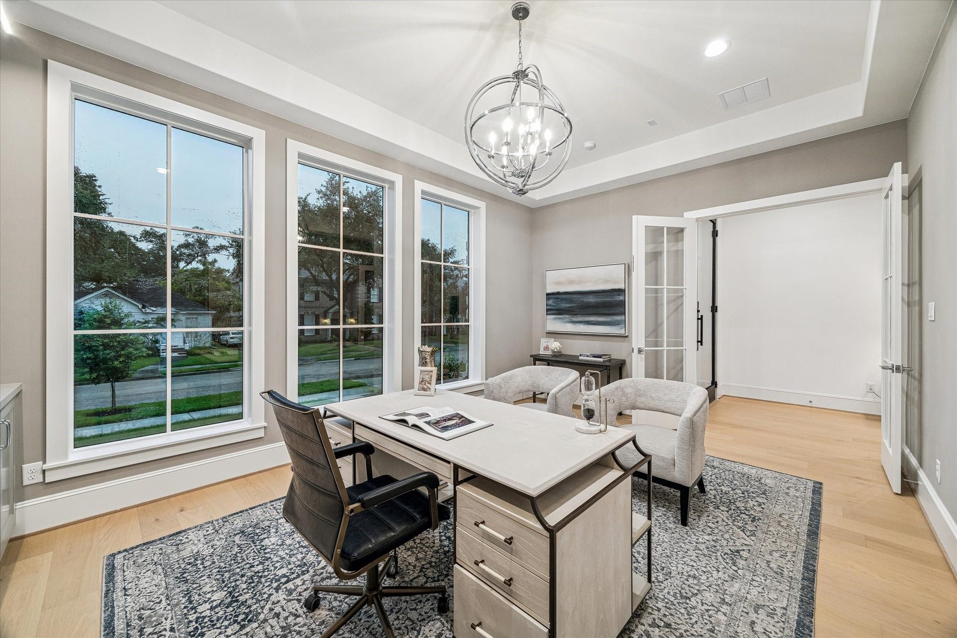 2514 Southgate Boulevard, Houston, TX 77030 Formal Study on the First Floor with Build-Ins