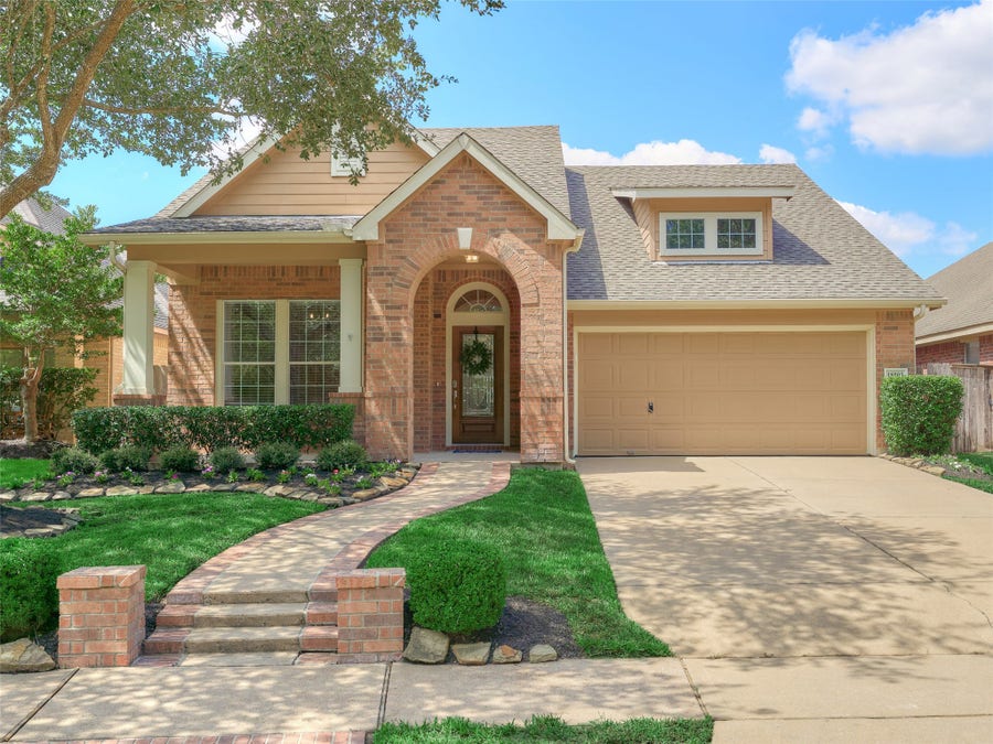 Property photo for 18503 S Raven Shore Drive, Cypress, TX