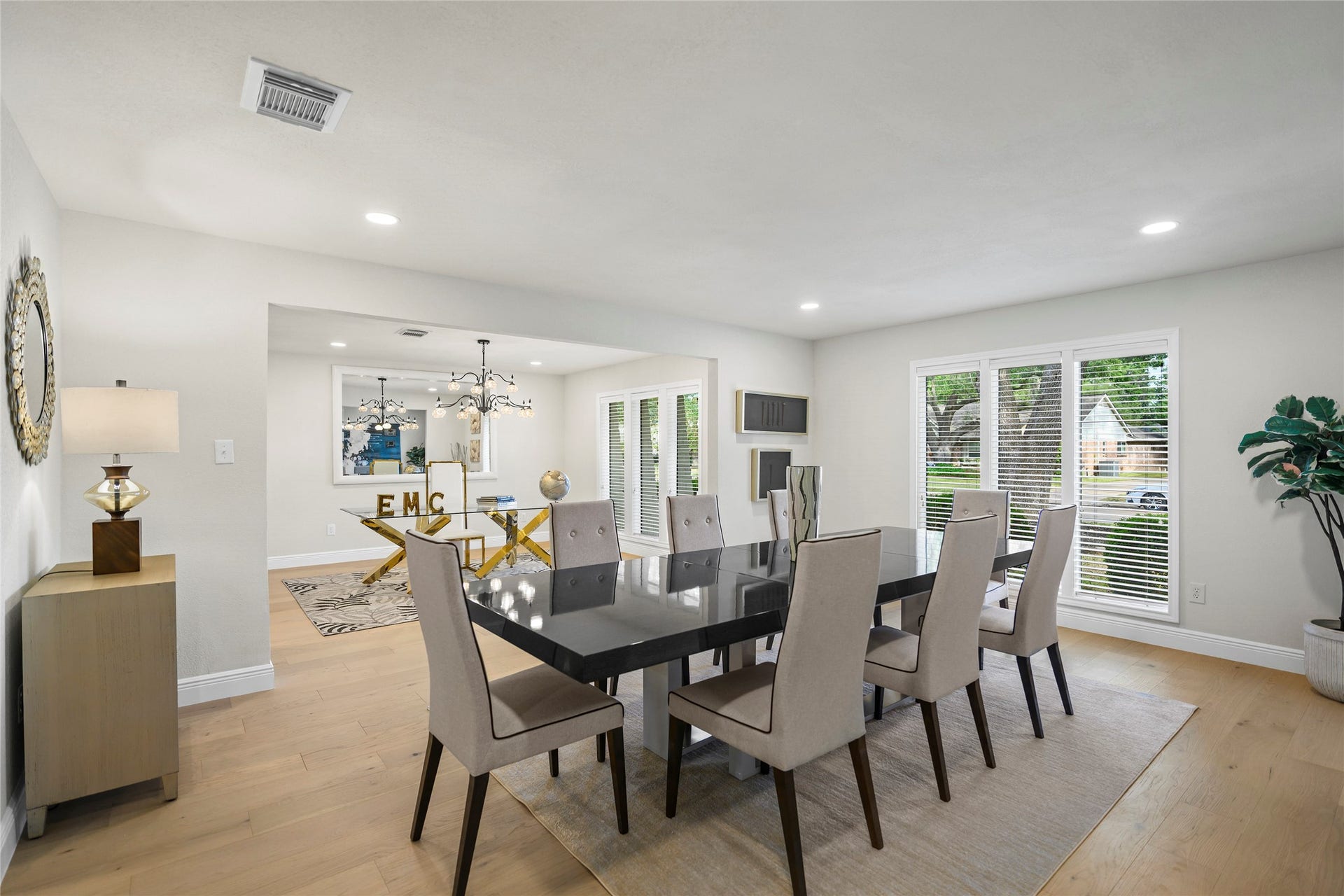 1123 Candlelight Lane, Houston, TX 77018 Dining