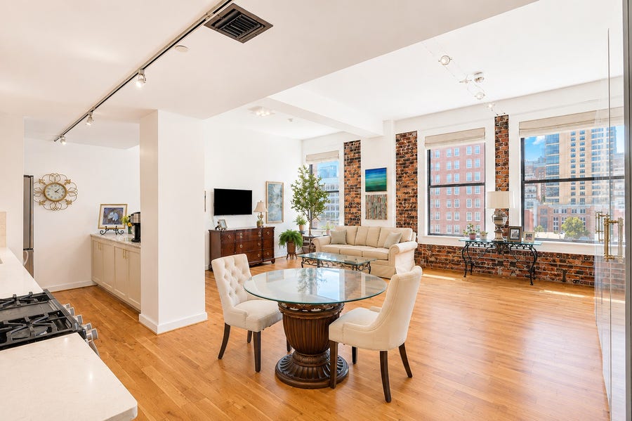 Property photo for 915 Franklin Street, #8B, Houston, TX