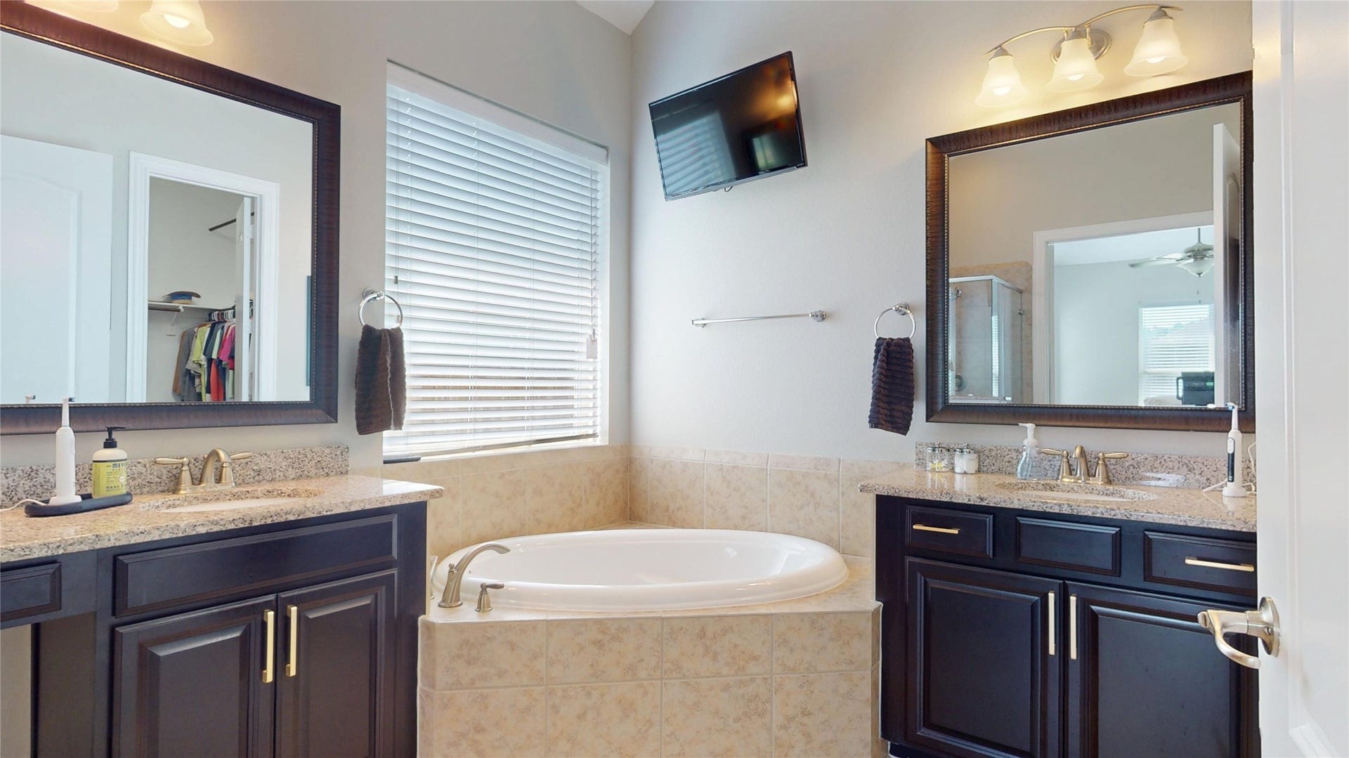 9607 Invergarry Way, Tomball, TX 77375
