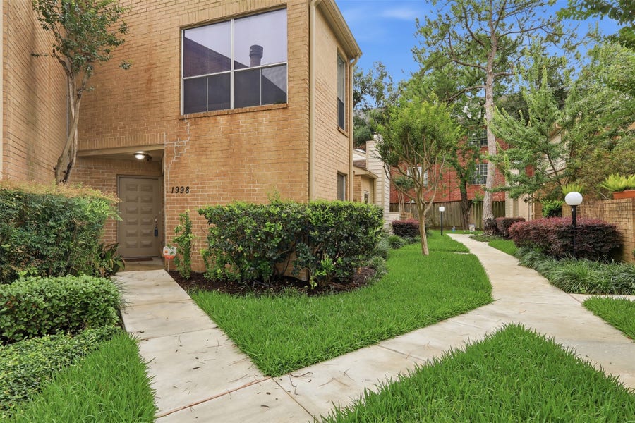 Property photo for 1998 Augusta Drive, Houston, TX