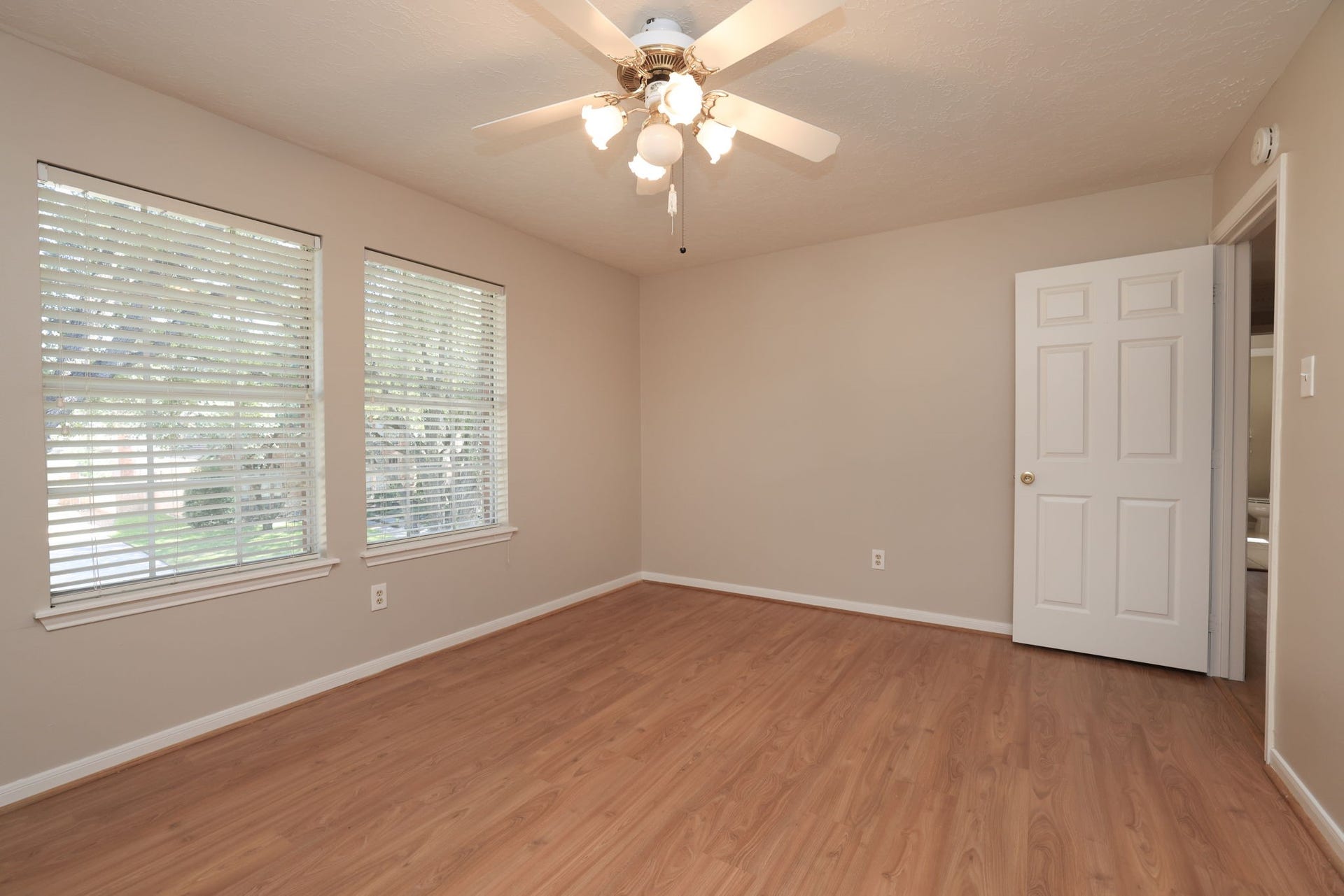 16107 Abberton Hill Drive, Spring, TX 77379 Ample closet space and natural light complete this comfortable upstairs suite.