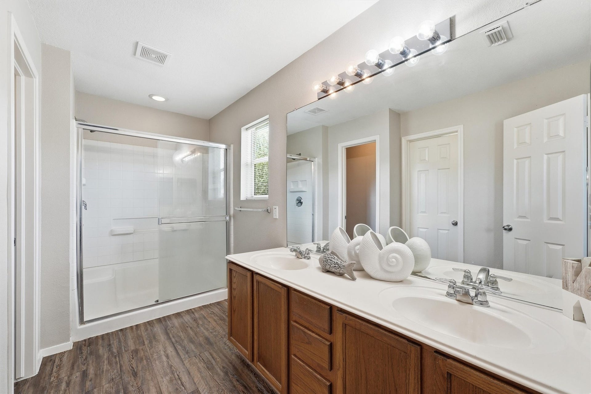 2903 Edgewick Elm Street, Fresno, TX 77545 2903 Edgewick Elm Street, Fresno, TX 77545