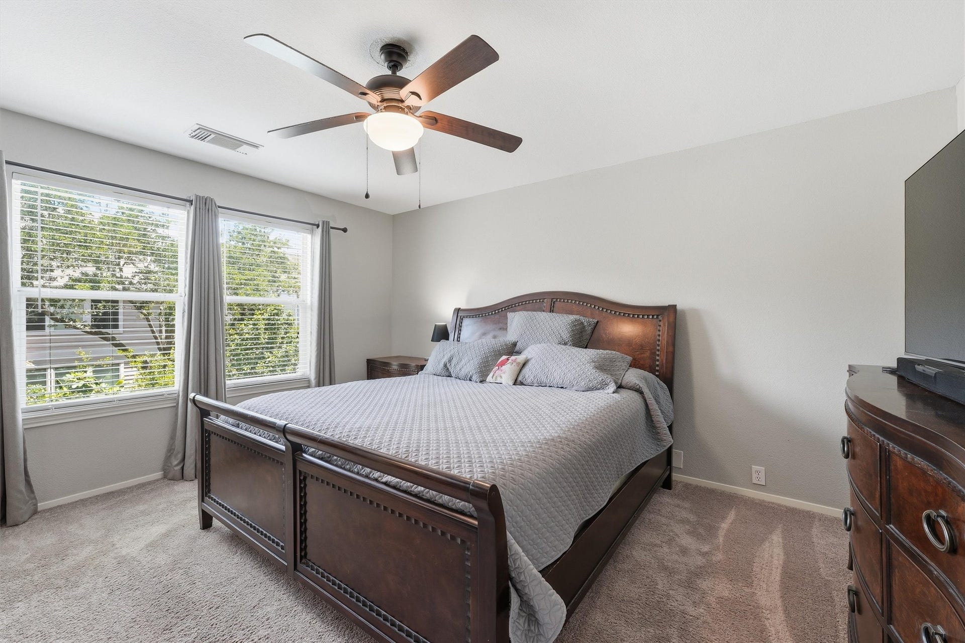 2903 Edgewick Elm Street, Fresno, TX 77545 2903 Edgewick Elm Street, Fresno, TX 77545