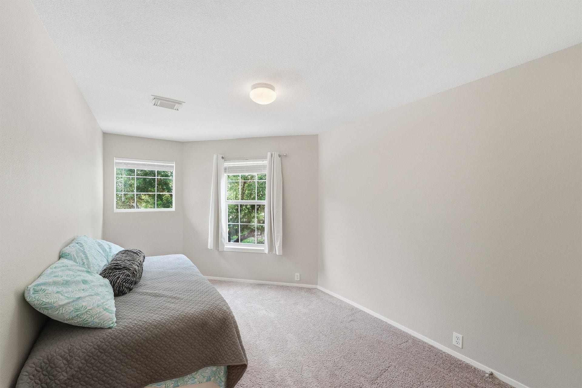 2903 Edgewick Elm Street, Fresno, TX 77545 2903 Edgewick Elm Street, Fresno, TX 77545