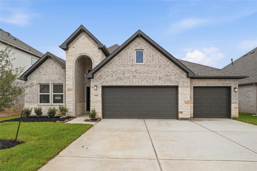 Property photo for 3426 Sago Palm Drive, Manvel, TX