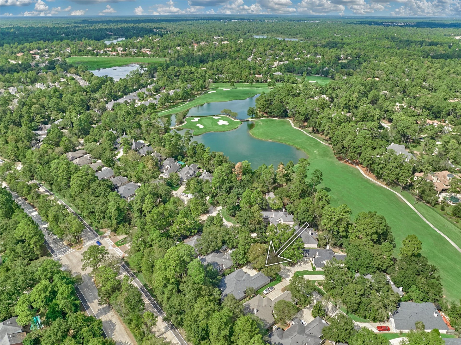 31 E Palmer Bend, The Woodlands, TX 77381 31 E Palmer Bend, The Woodlands, TX 77381