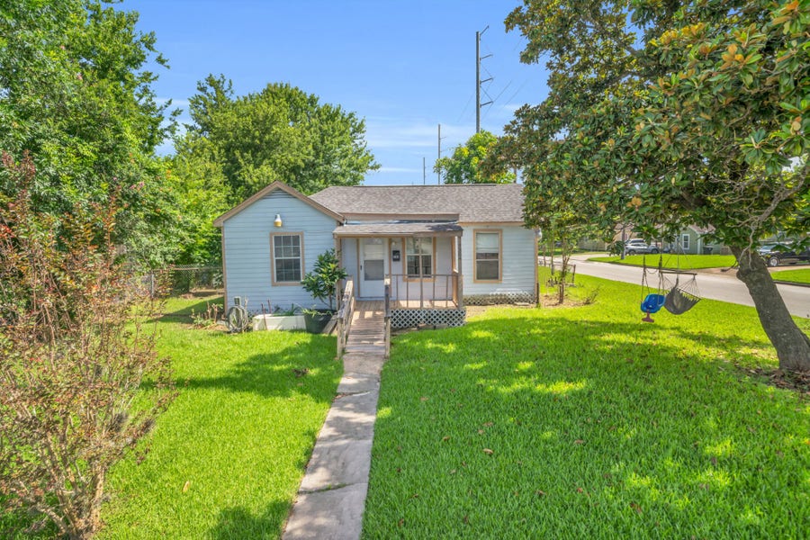 Property photo for 7304 Kinney Street, Houston, TX