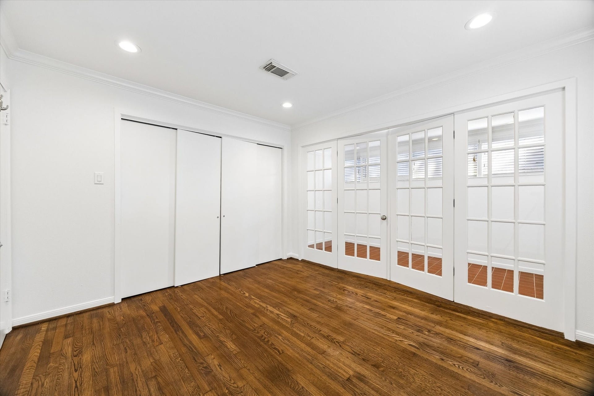 1847 Libbey - Master Bedroom with adjacent Home Office