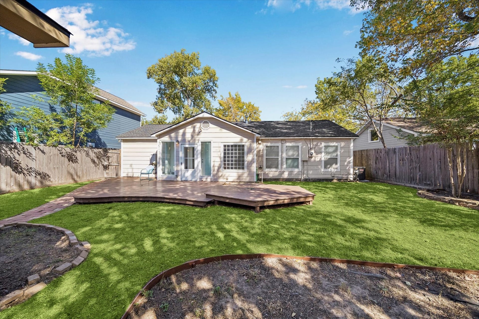1847 Libbey - Backyard