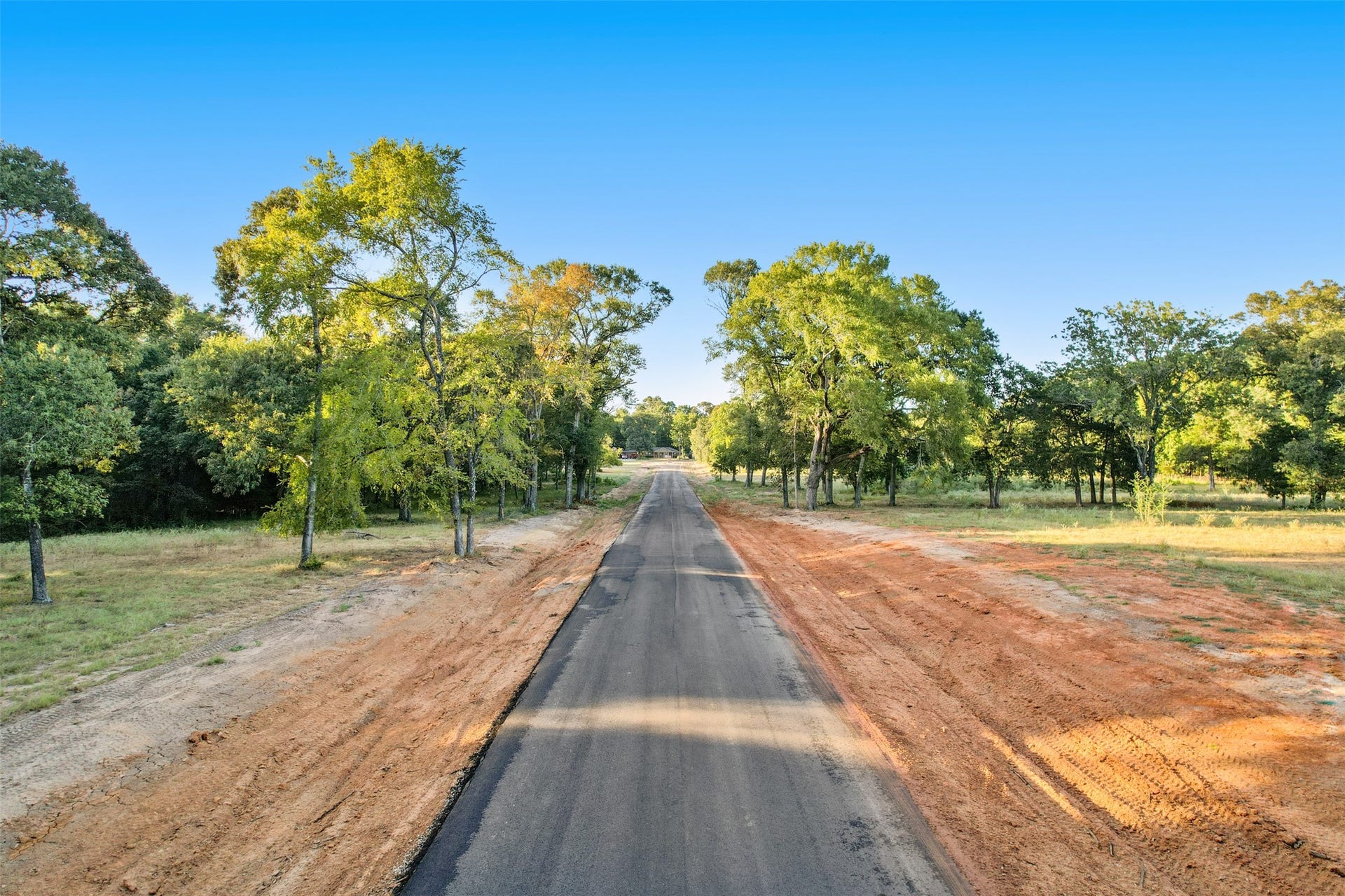 18200 Woodstream Crossing Road, Montgomery, TX 77316