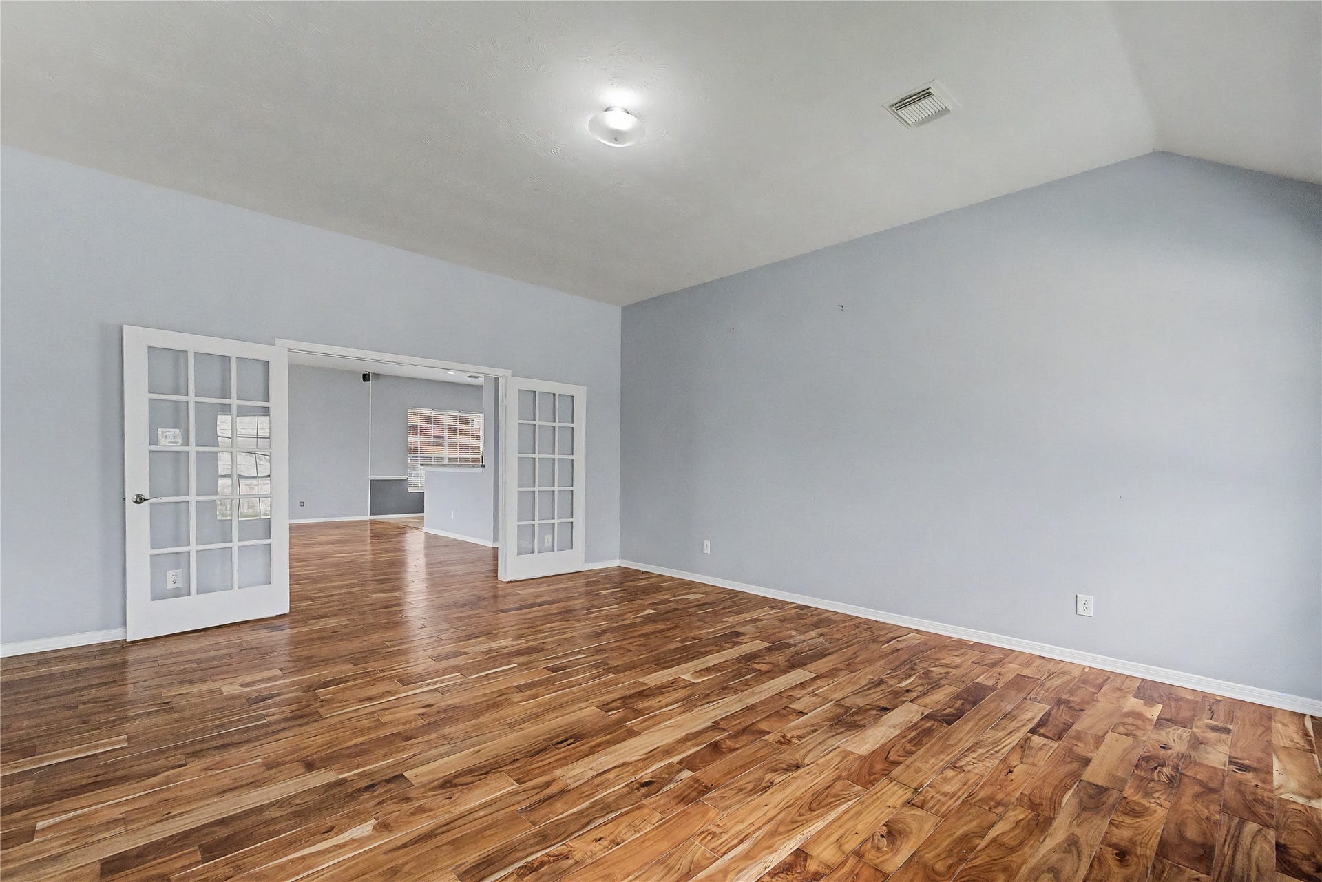 3615 Turtle Cove Drive, Pasadena, TX 77505 GAMEROOM WITH FRENCH DOORS THAT OPEN UP TO THE FAMILY ROOM