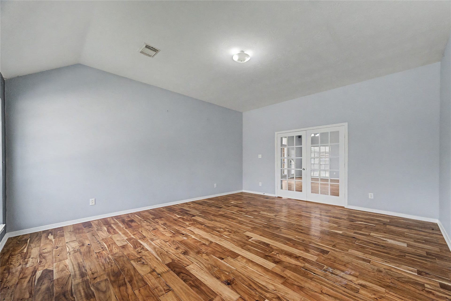 3615 Turtle Cove Drive, Pasadena, TX 77505 ANOTEHR VIEW OF THE GAMEROOM