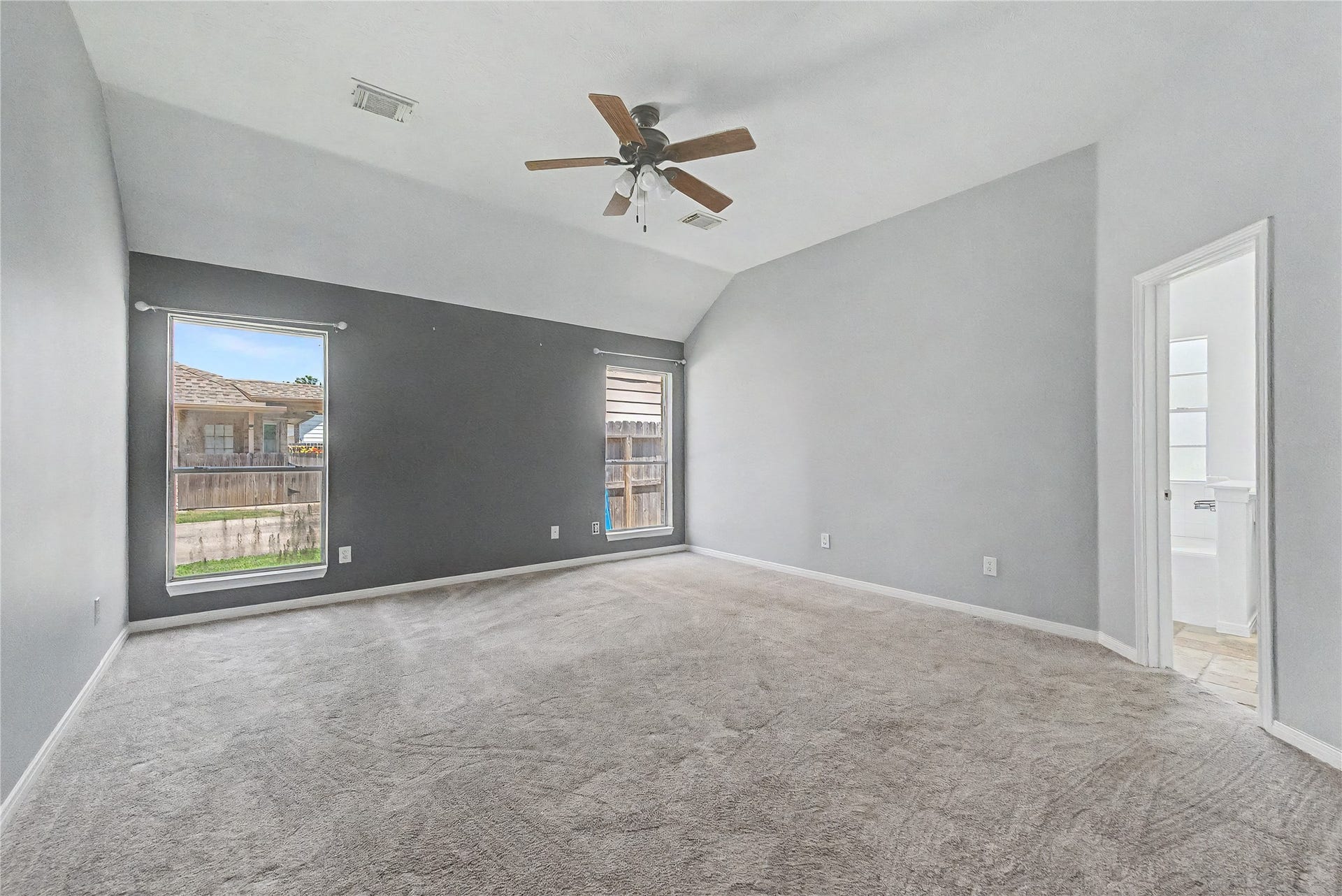 3615 Turtle Cove Drive, Pasadena, TX 77505 PRIMARY BEDROOM