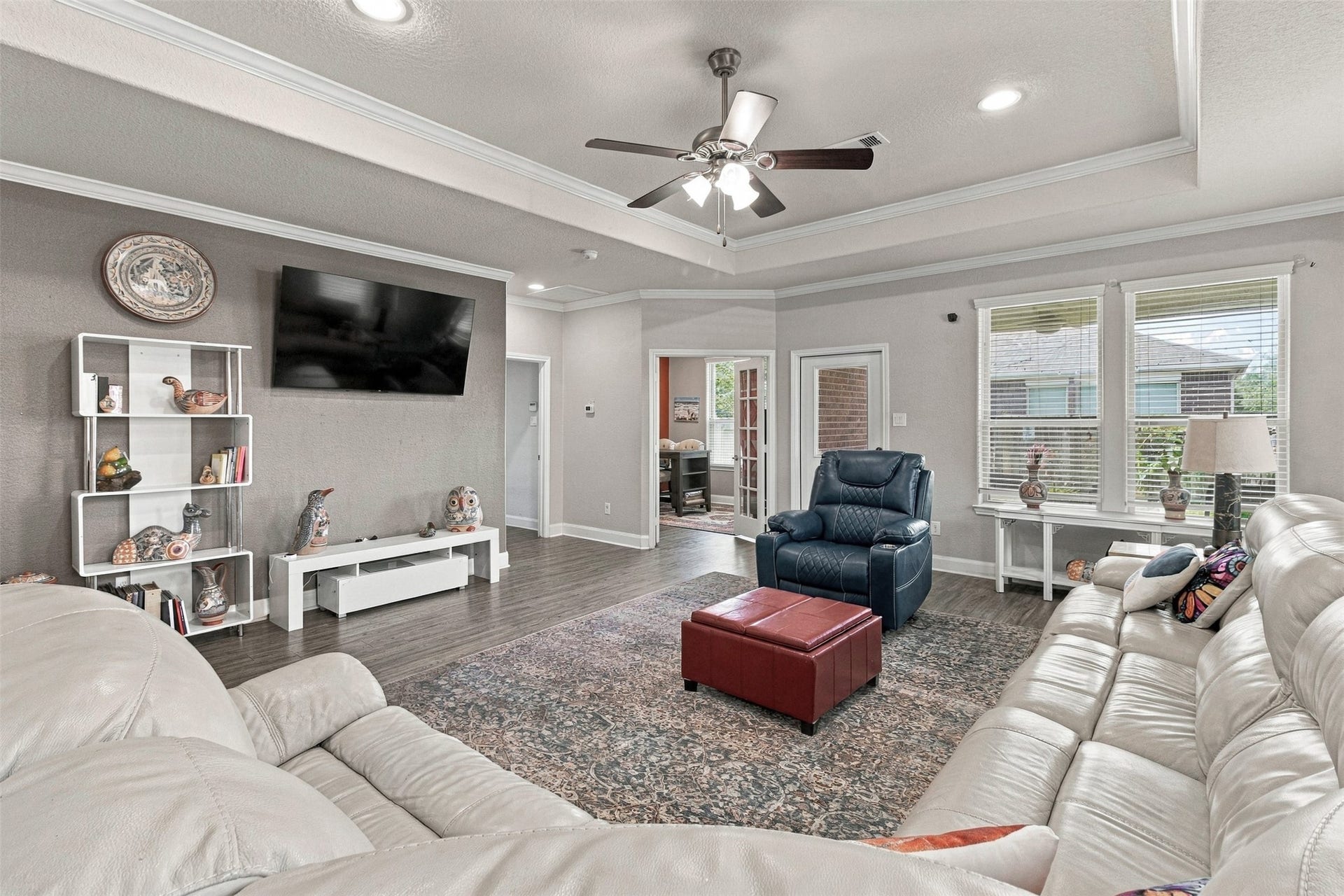 1546 Tuscan Village Drive, League City, TX 77573 1546 Tuscan Village Drive, League City, TX 77573