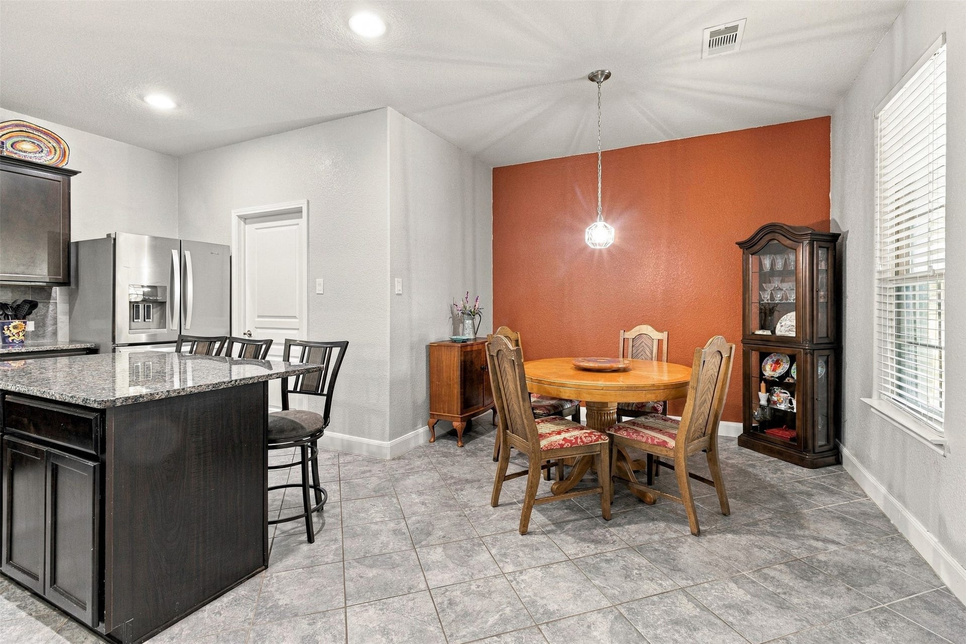 1546 Tuscan Village Drive, League City, TX 77573 1546 Tuscan Village Drive, League City, TX 77573