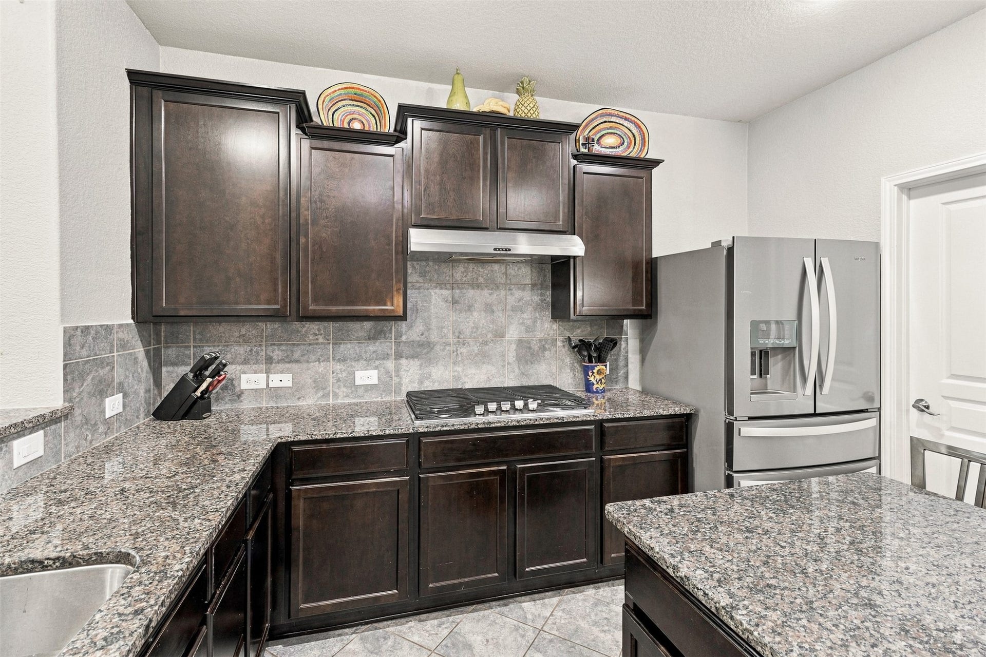 1546 Tuscan Village Drive, League City, TX 77573 1546 Tuscan Village Drive, League City, TX 77573