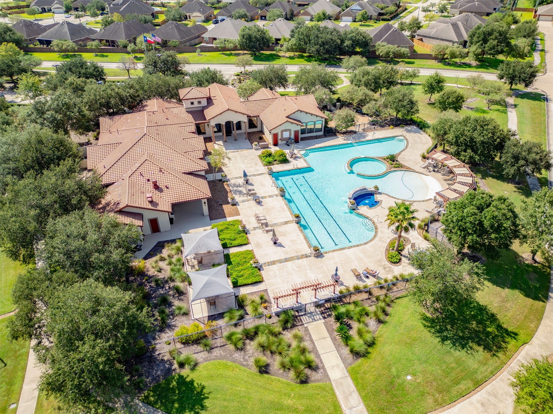 1546 Tuscan Village Drive, League City, TX 77573 1546 Tuscan Village Drive, League City, TX 77573