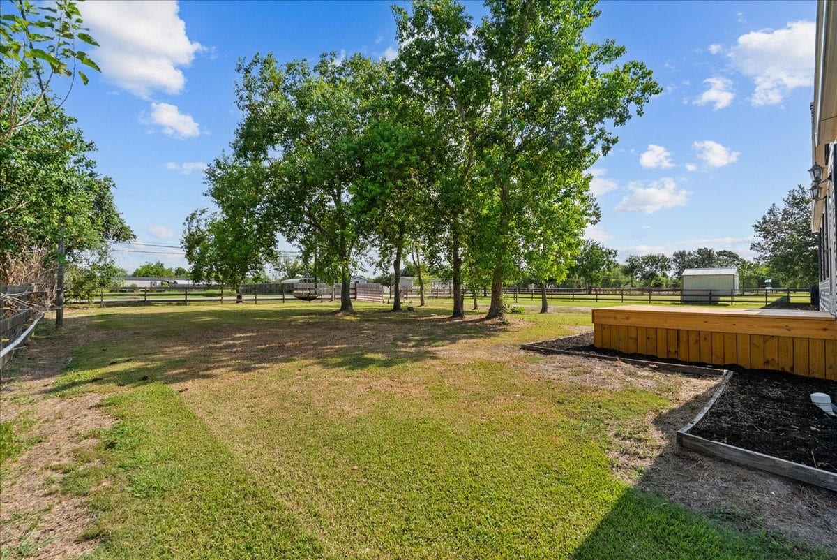 12717 33rd Street, Santa Fe, TX 77510 12717 33rd Street, Santa Fe, TX 77510
