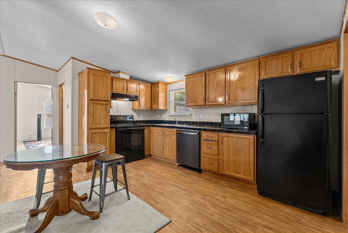 12717 33rd Street, Santa Fe, TX 77510 12717 33rd Street, Santa Fe, TX 77510