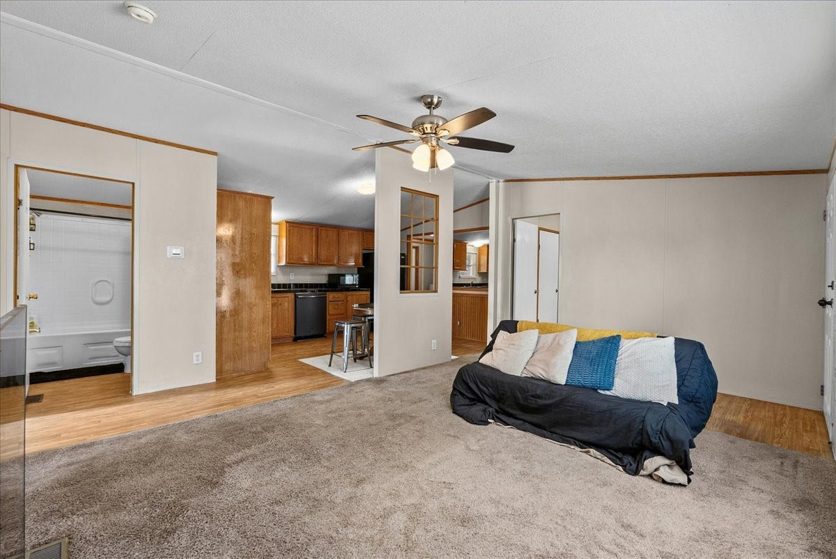 12717 33rd Street, Santa Fe, TX 77510 12717 33rd Street, Santa Fe, TX 77510