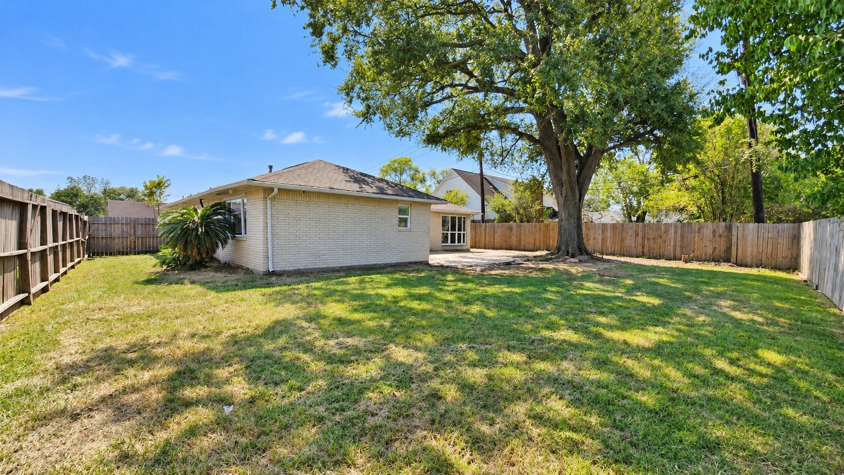 4126 Worrell Drive, Houston, TX 77045 4126 Worrell Drive, Houston, TX 77045
