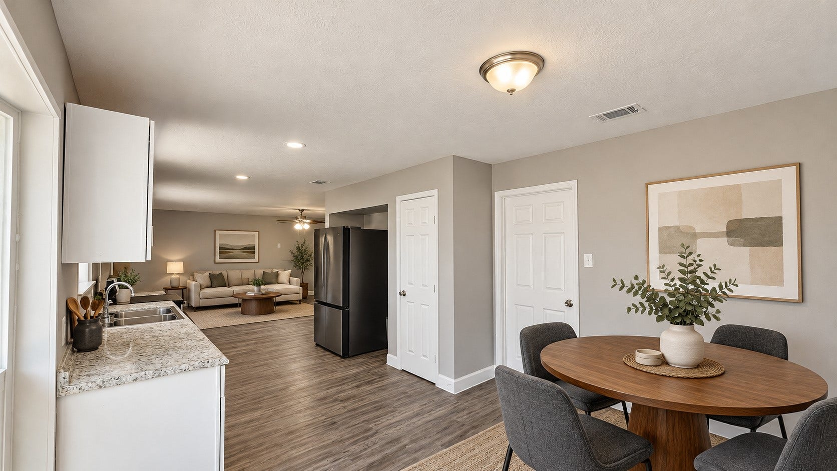 4126 Worrell Drive, Houston, TX 77045 *VIRTUALLY STAGED*