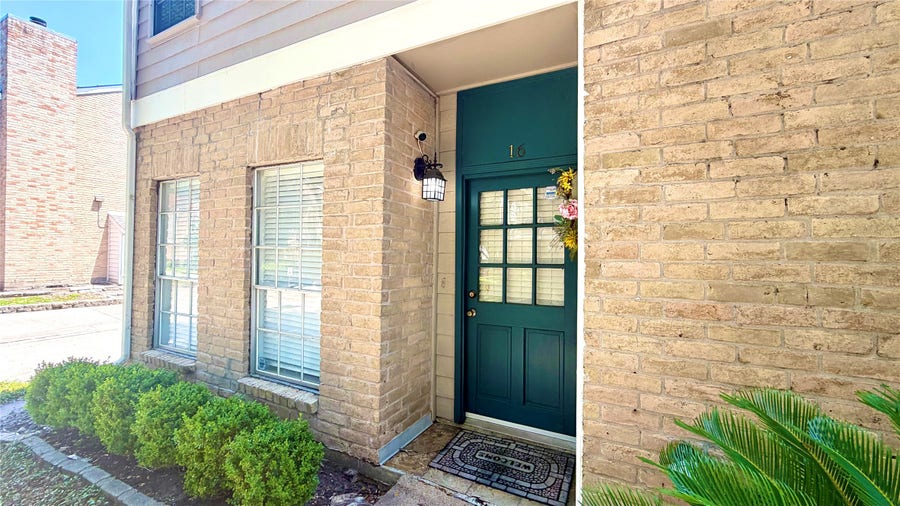 Property photo for 11710 Southlake Drive, #16, Houston, TX