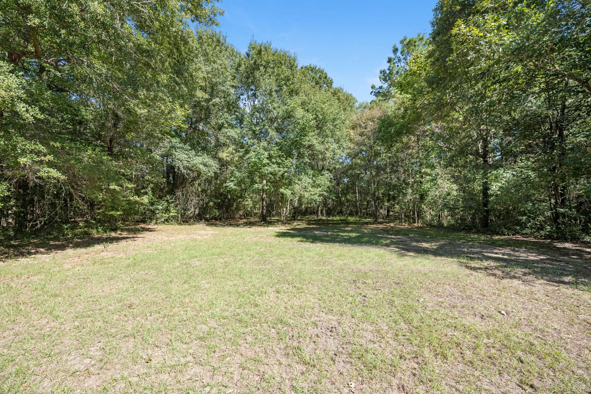 104 Apache Bend, Conroe, TX 77316 104 Apache Bend, Conroe, TX 77316