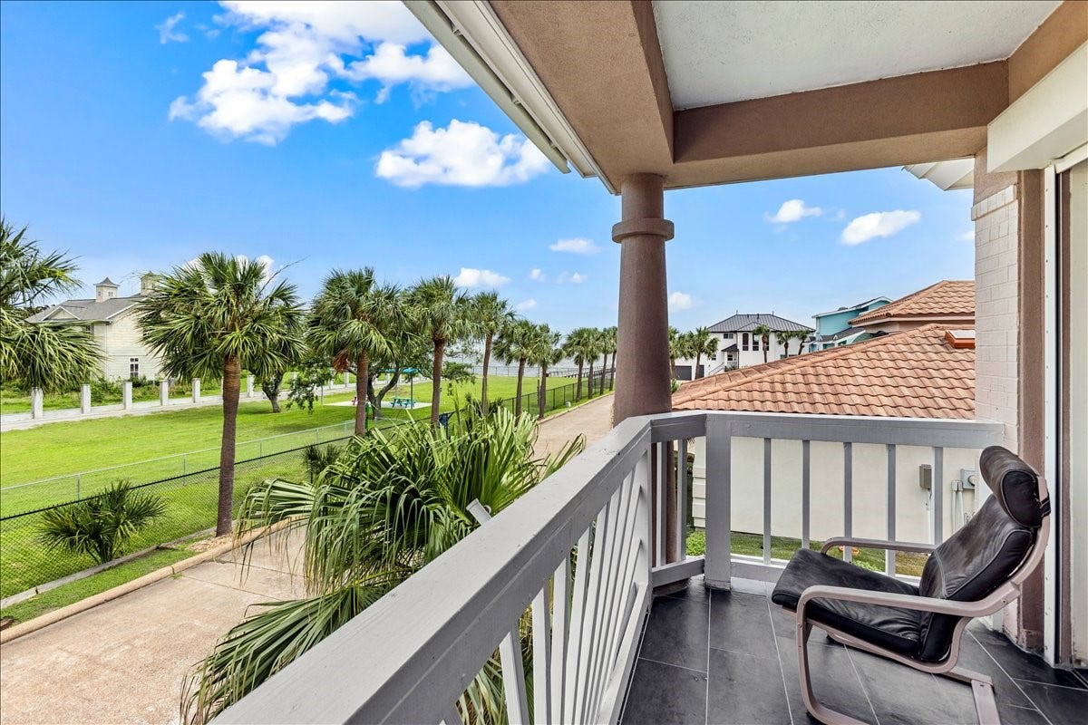 123 Port Street, San Leon, TX 77539 123 Port Street, San Leon, TX 77539
