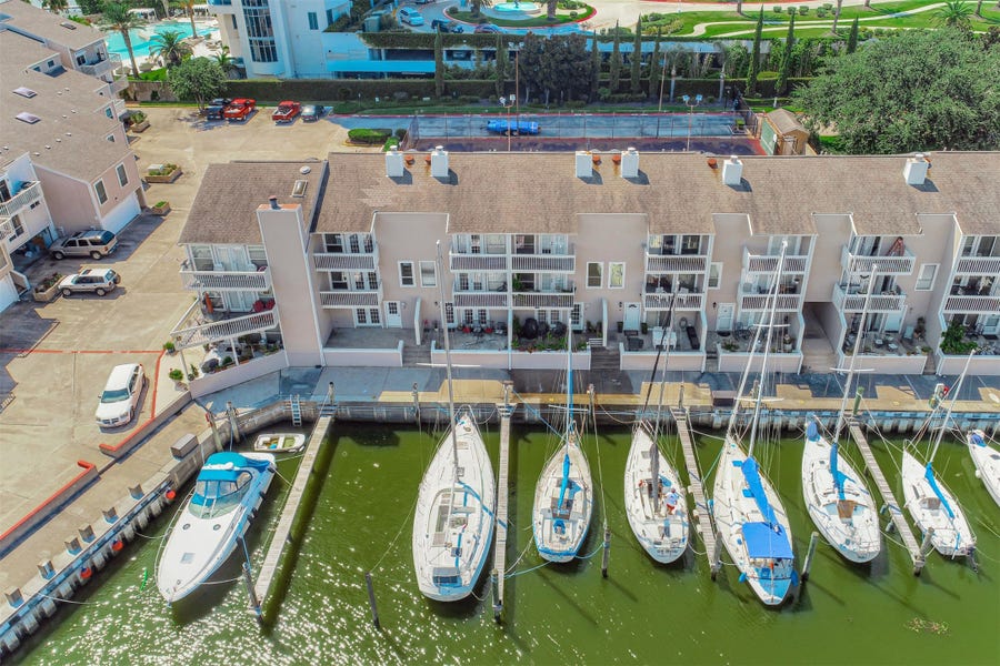 Property photo for 13 MARINER VILLAGE DRIVE, Seabrook, TX
