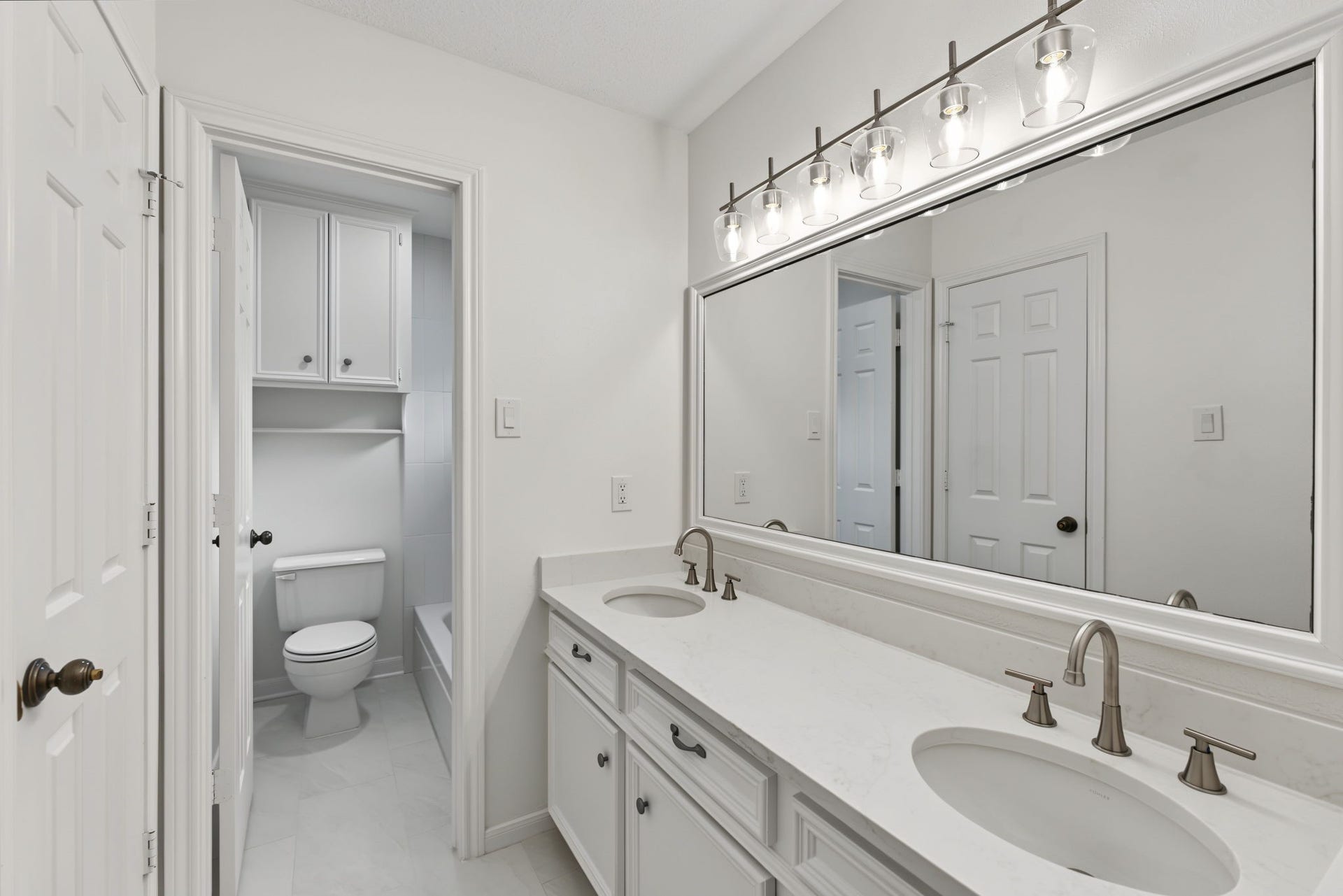 66 S Placid Hill Circle, The Woodlands, TX 77381 66 S Placid Hill Circle, The Woodlands, TX 77381