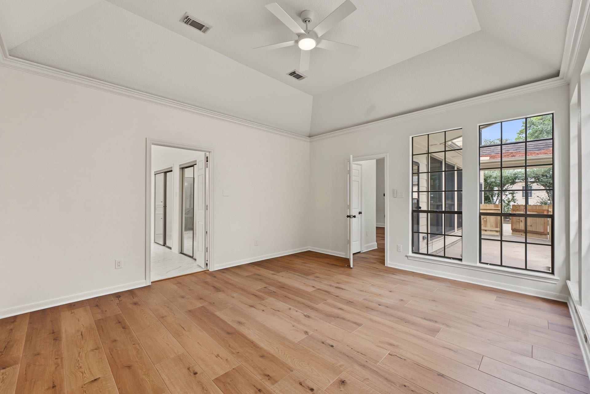 66 S Placid Hill Circle, The Woodlands, TX 77381 66 S Placid Hill Circle, The Woodlands, TX 77381