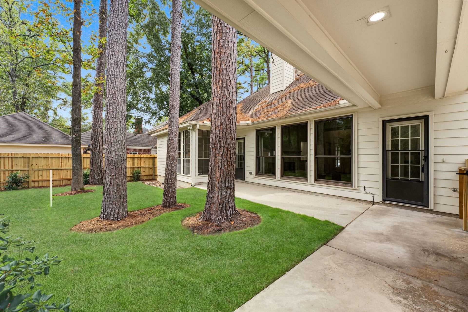 66 S Placid Hill Circle, The Woodlands, TX 77381 66 S Placid Hill Circle, The Woodlands, TX 77381