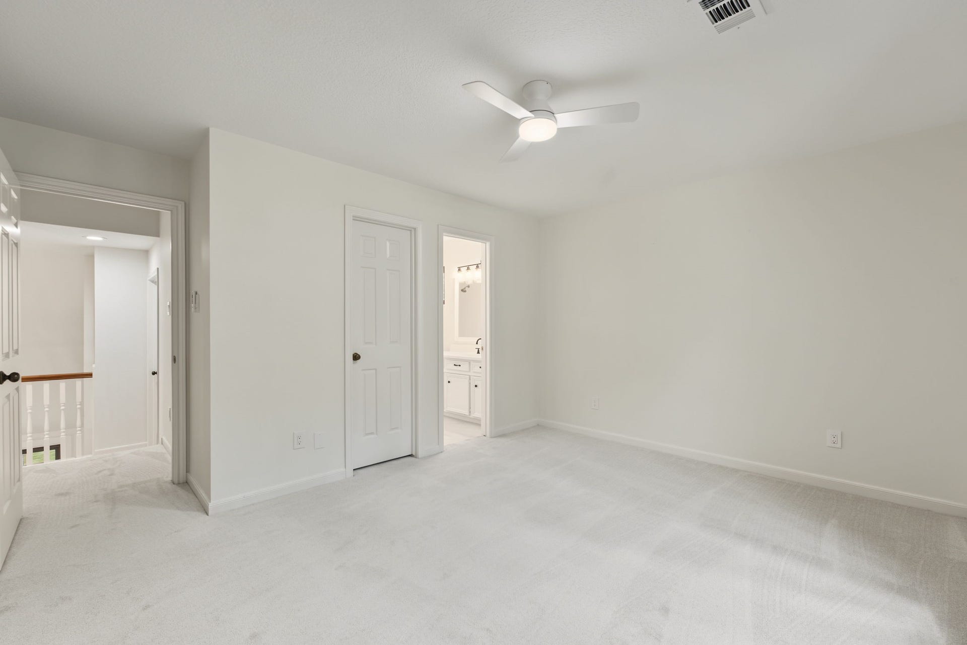66 S Placid Hill Circle, The Woodlands, TX 77381 66 S Placid Hill Circle, The Woodlands, TX 77381