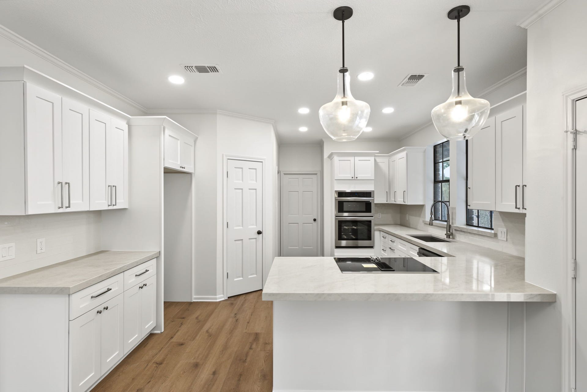 66 S Placid Hill Circle, The Woodlands, TX 77381 66 S Placid Hill Circle, The Woodlands, TX 77381