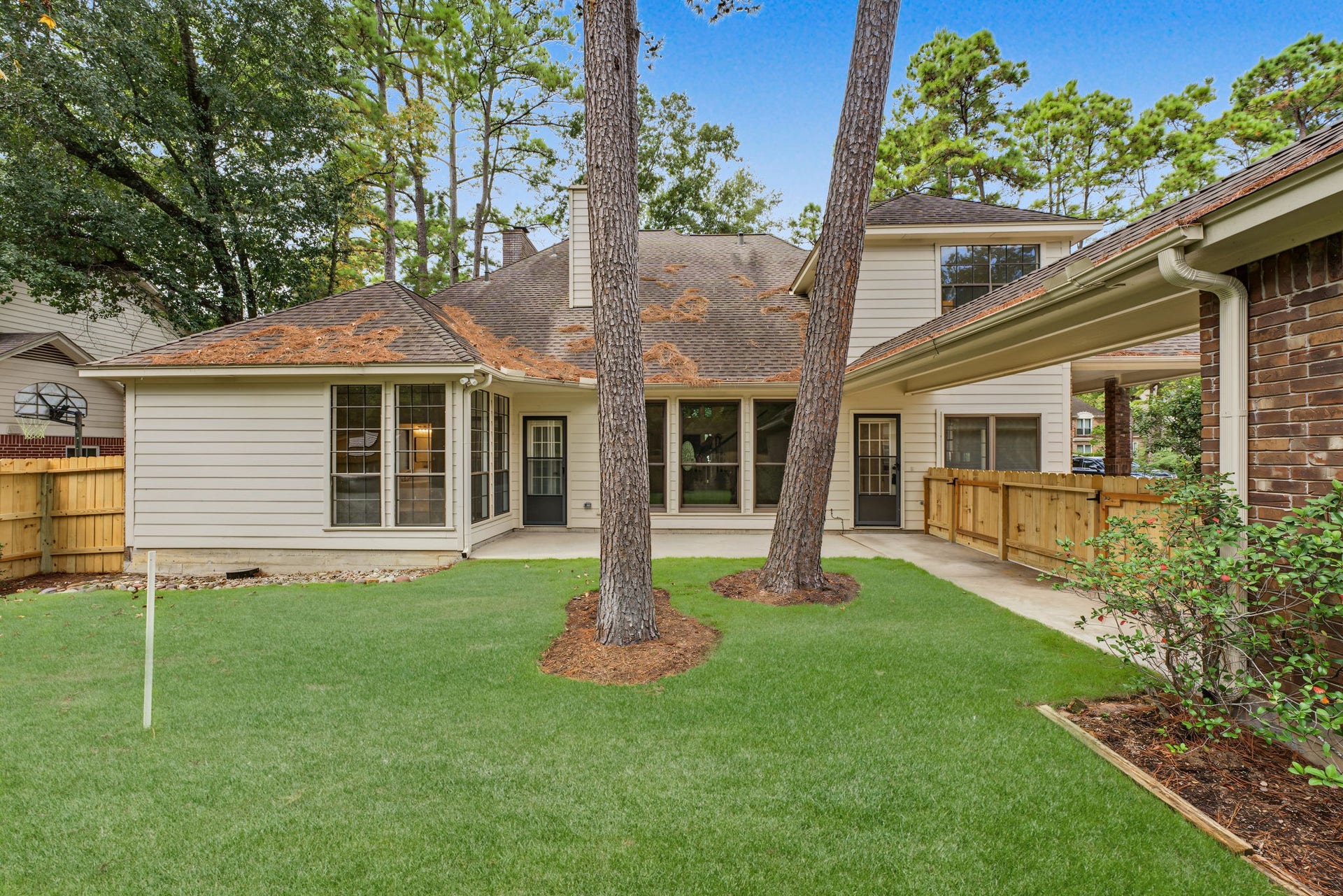 66 S Placid Hill Circle, The Woodlands, TX 77381 66 S Placid Hill Circle, The Woodlands, TX 77381