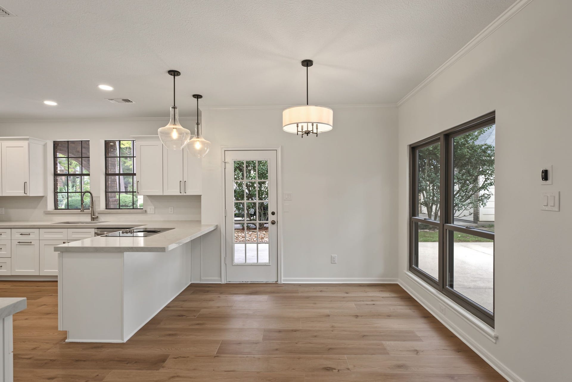 66 S Placid Hill Circle, The Woodlands, TX 77381 66 S Placid Hill Circle, The Woodlands, TX 77381