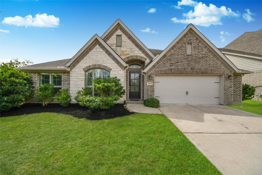 Property photo for 5810 Golden Peak Lane, Rosenberg, TX