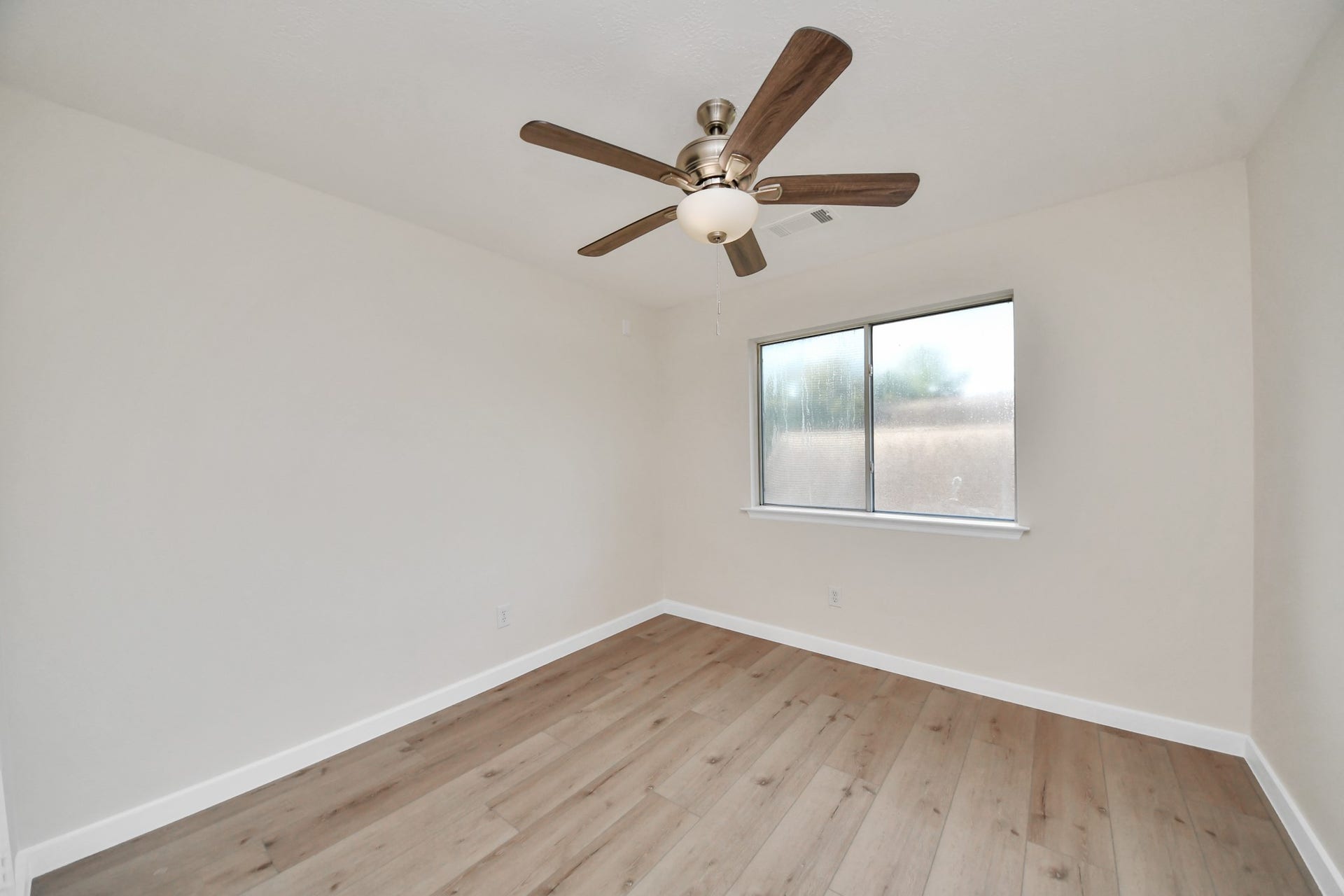 11927 Canyon Mills Drive, Houston, TX 77095 11927 Canyon Mills Drive, Houston, TX 77095