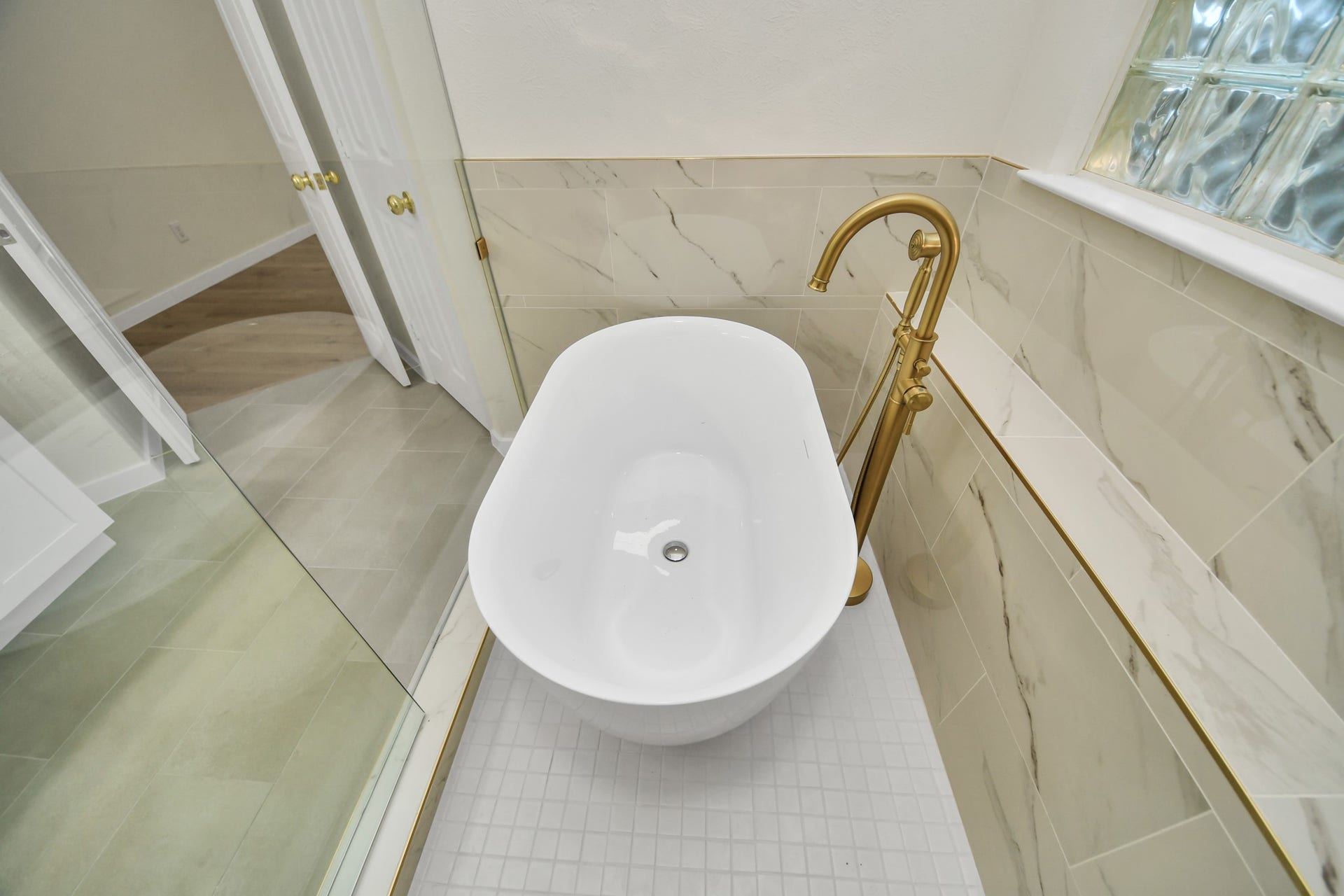 11927 Canyon Mills Drive, Houston, TX 77095 11927 Canyon Mills Drive, Houston, TX 77095