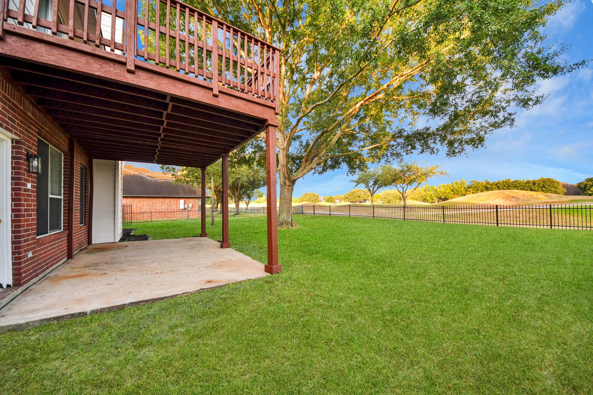 11927 Canyon Mills Drive, Houston, TX 77095 11927 Canyon Mills Drive, Houston, TX 77095