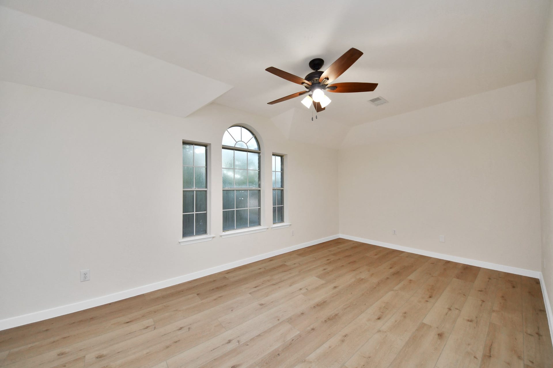 11927 Canyon Mills Drive, Houston, TX 77095 11927 Canyon Mills Drive, Houston, TX 77095
