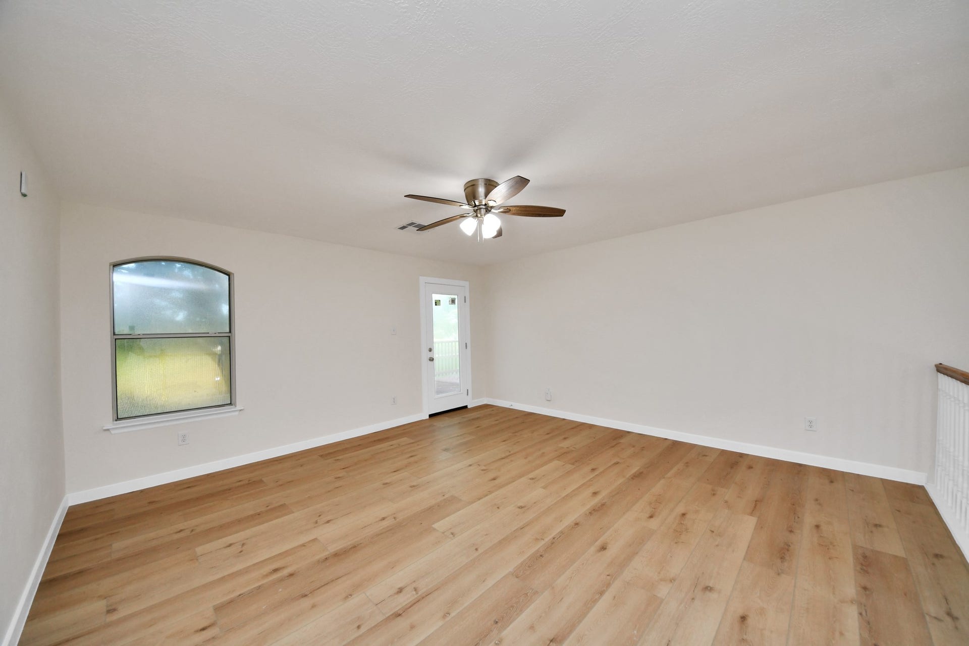 11927 Canyon Mills Drive, Houston, TX 77095 11927 Canyon Mills Drive, Houston, TX 77095