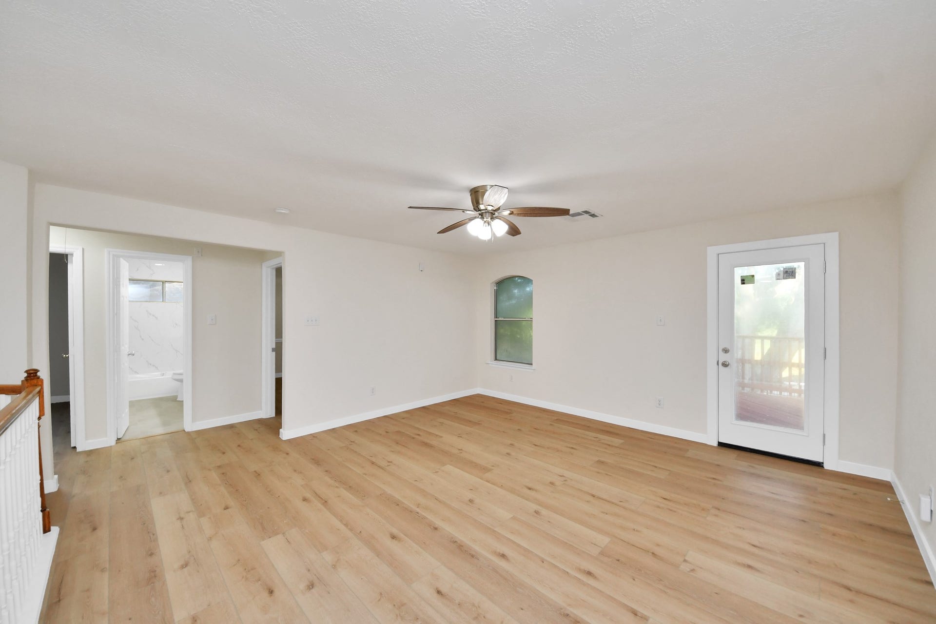 11927 Canyon Mills Drive, Houston, TX 77095 11927 Canyon Mills Drive, Houston, TX 77095